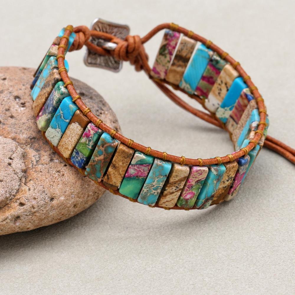 Erdvision Bohemien-Wickelarmband aus Leder und Landschaftsjaspis