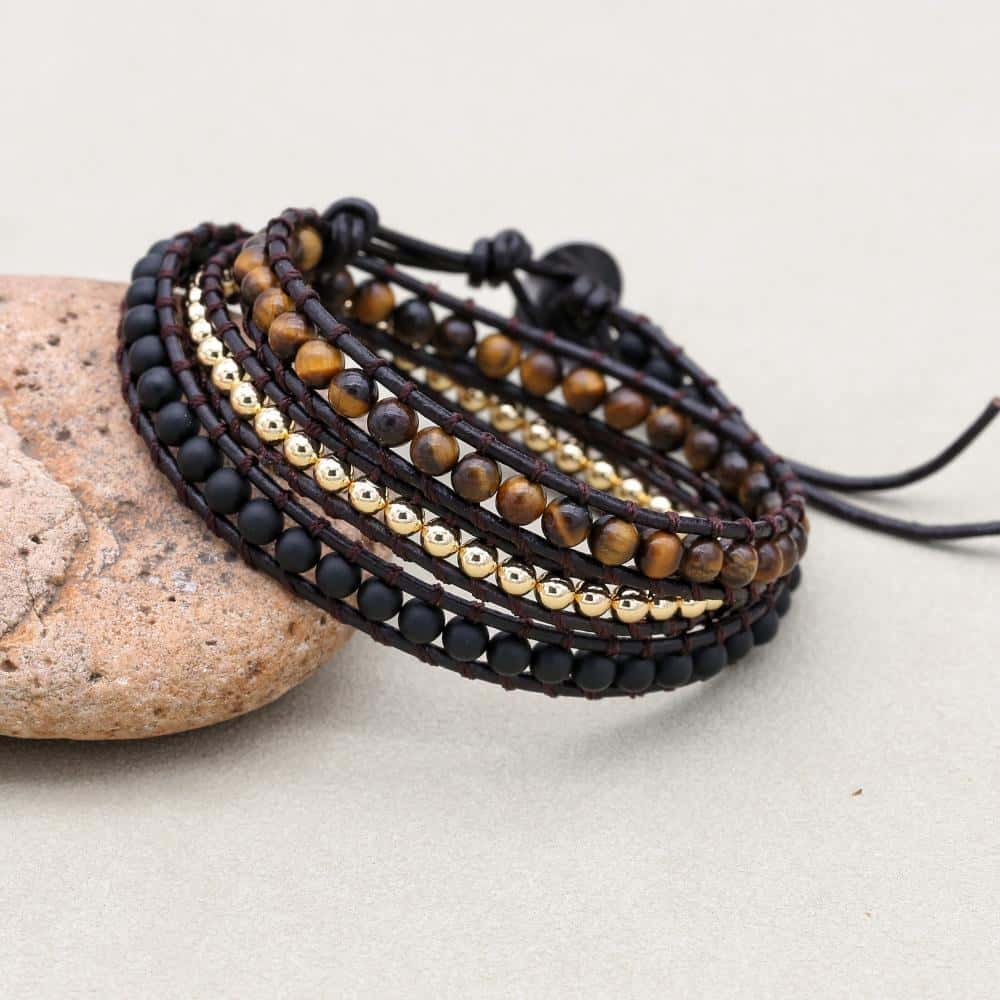 Schutz und Mut Dreifach gewickeltes Lederarmband mit Tigerauge und schwarzem Onyx