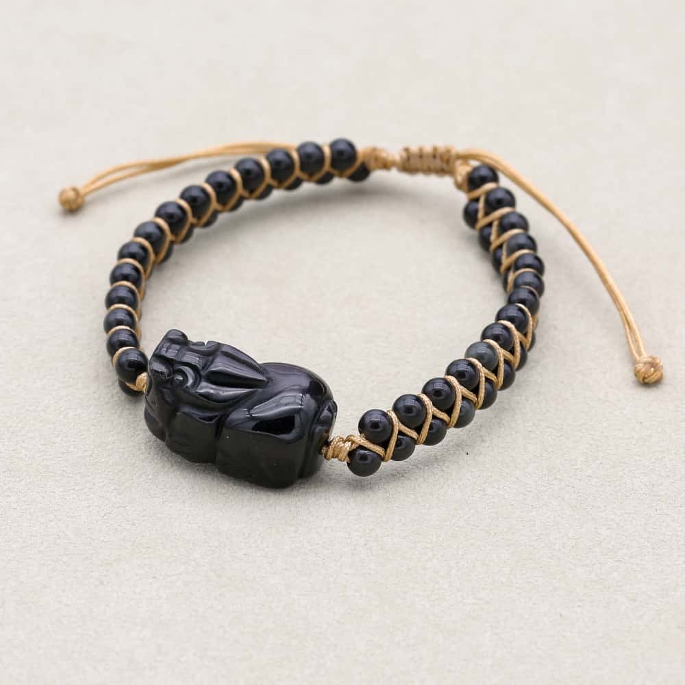 Reichtum und Schutz Geflochtenes Armband aus schwarzem Obsidian mit Pixiu, zweisträngig