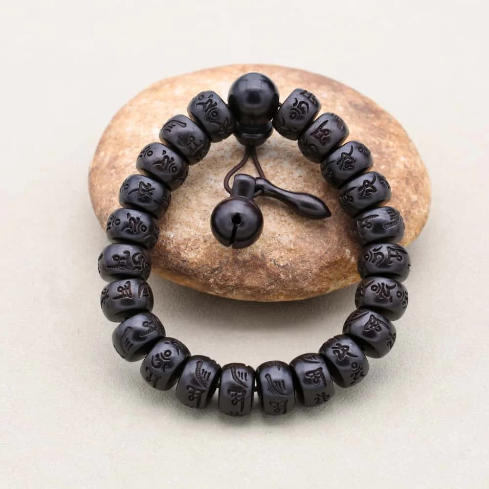 Lightning-Struck Jujube Wood Six-Syllable Mantra Bracelet: Protection & Blessing