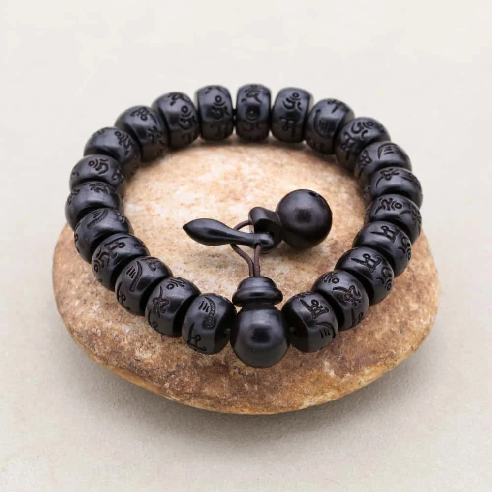 Lightning-Struck Jujube Wood Six-Syllable Mantra Bracelet: Protection & Blessing