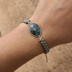 Pulsera trenzada de doble capa de hematita y labradorita: protección e intuición